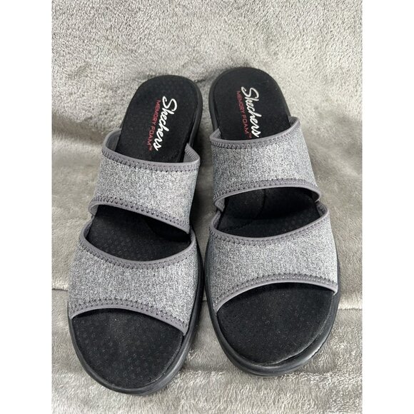 Skechers Women’s 9 Gray Stretch Wedge Sandals Shoes Memory Foam Comfortable - Picture 1 of 5